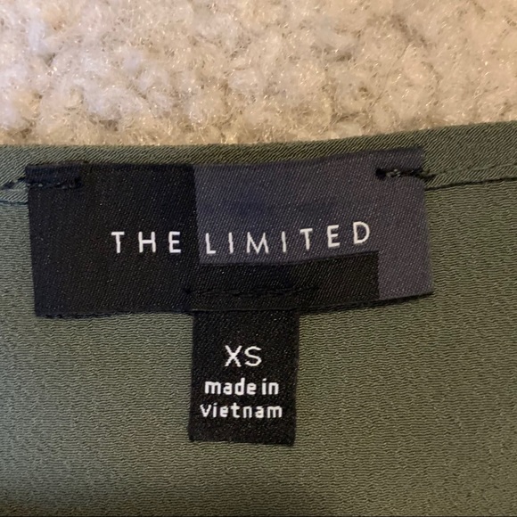 LIMITED Army Green Flowy Flare Sleeveless Tank Top - Picture 6 of 7